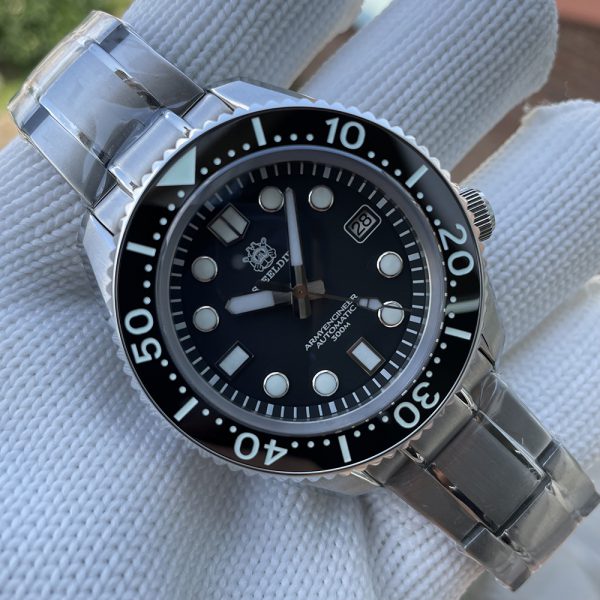 Steeldive SD1968 ''MM300 Monobloc'' 300m Diver Watch - Straps and More
